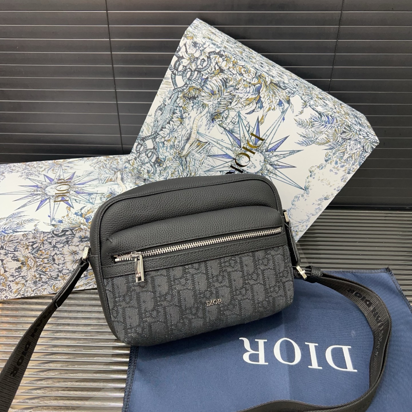 CD Sling Bag VK250405