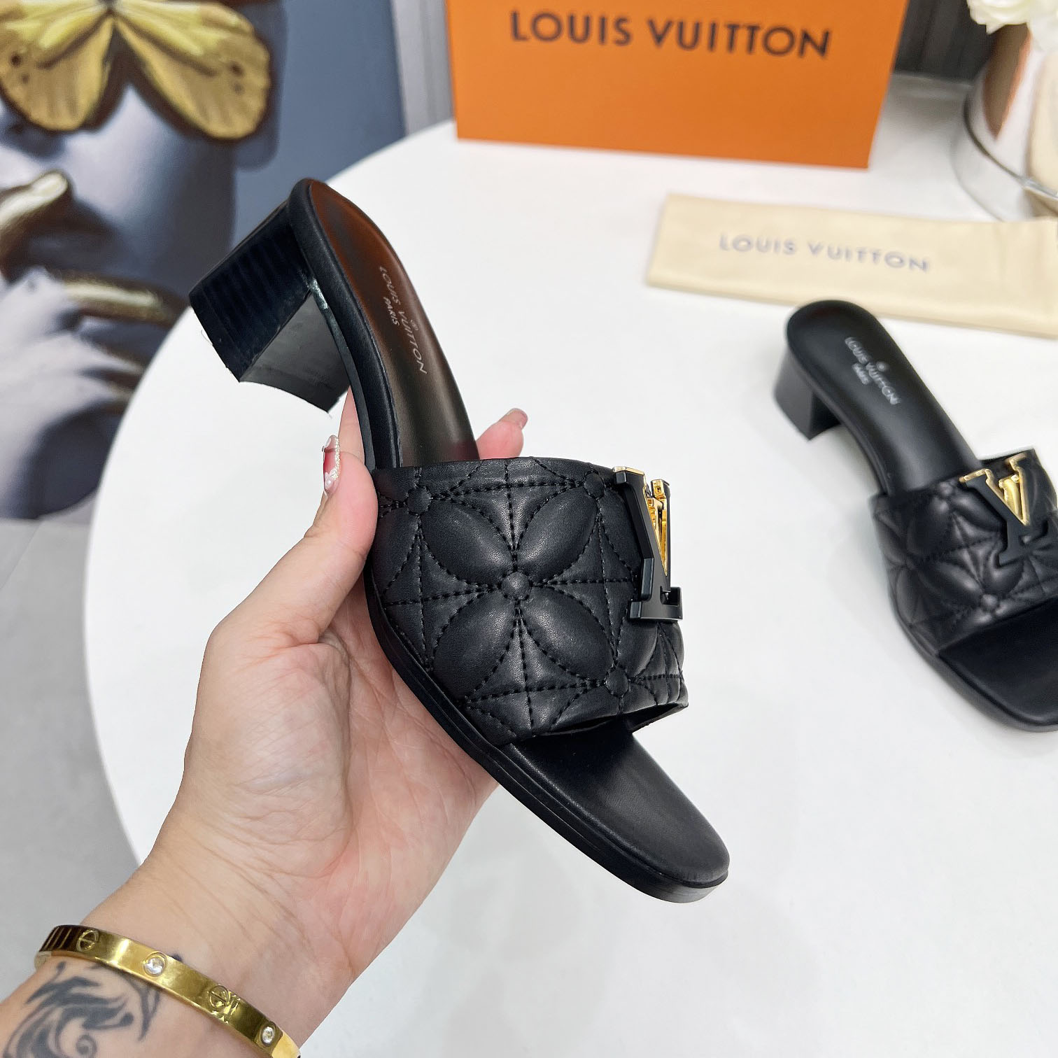 LV Fashion Women's High Heel Sandals STZB250443