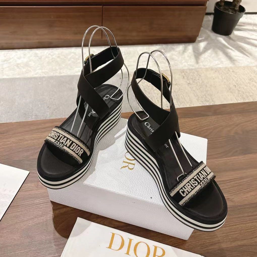 Dor Dway Embroidered Navy Stripe Platform Slides STZB250446