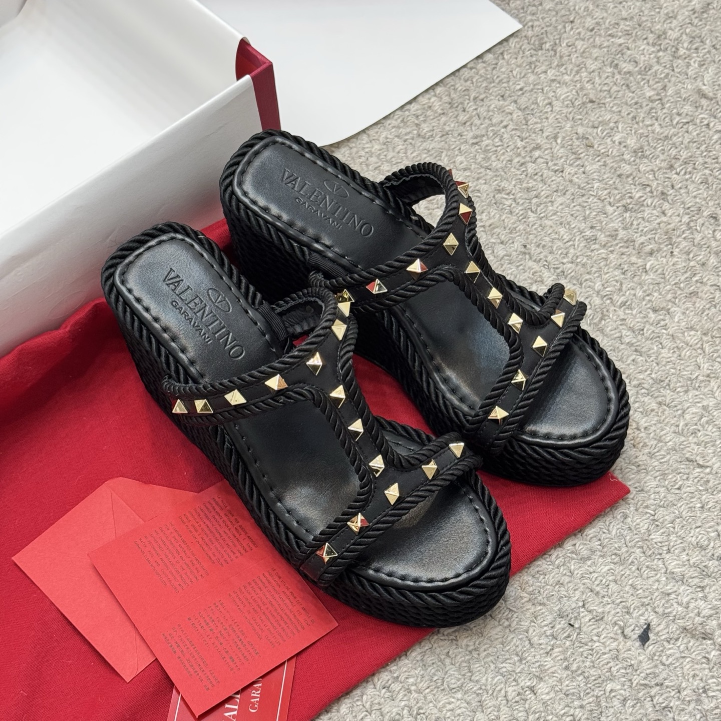 VT Rivet & Rope Woven Wedge Sandals MS250420