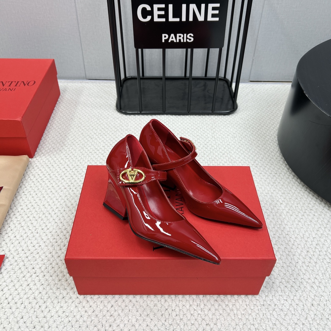 VT 25New Pointed-Toe Wedge Pumps MS250408