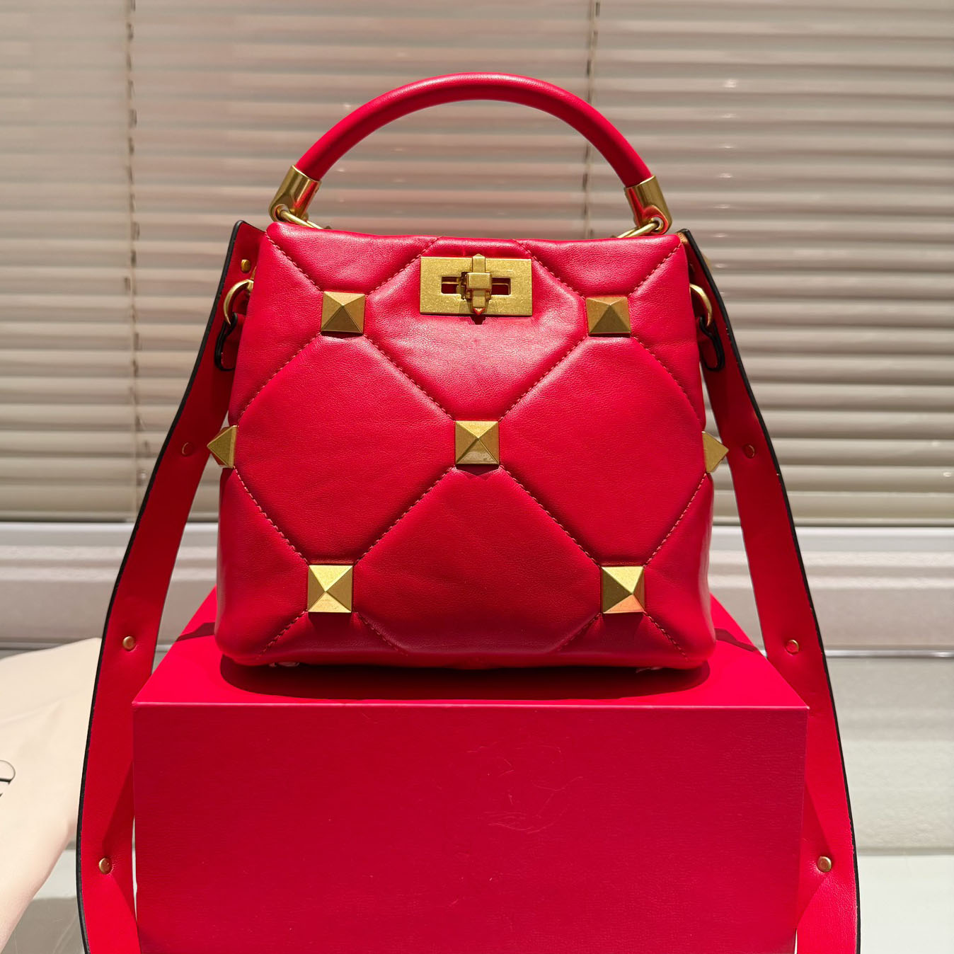 VT Women's Fashion Handbag GDJ250405