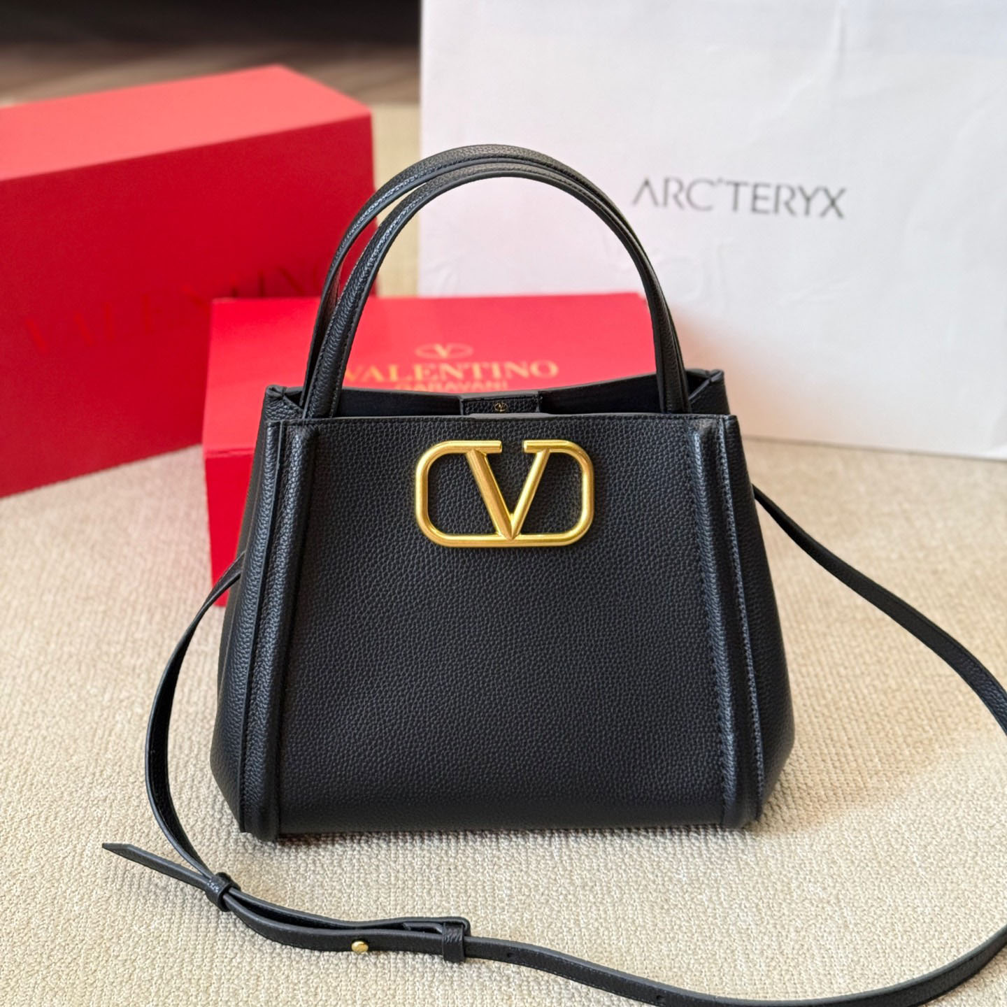 VT Black Handbag-Mini GDJ250403