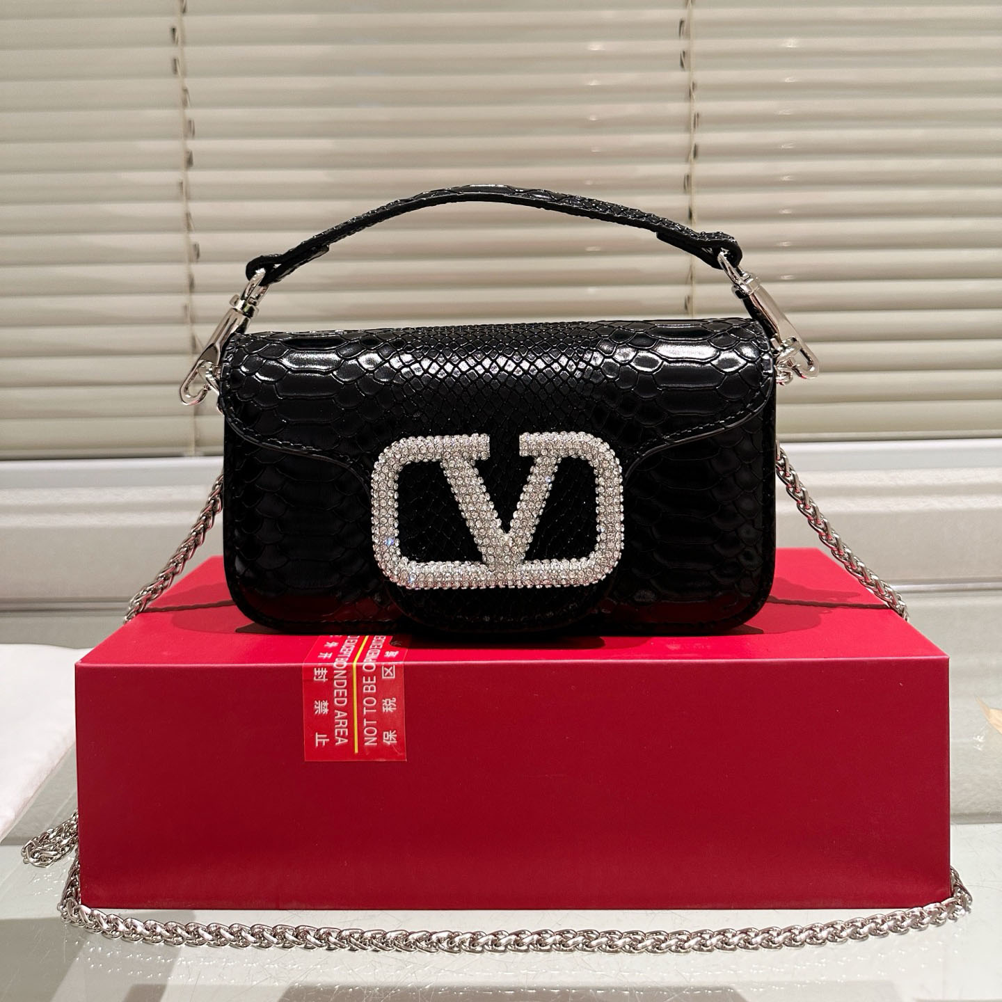 VT Fashion Shoulder Bags GDJ250407