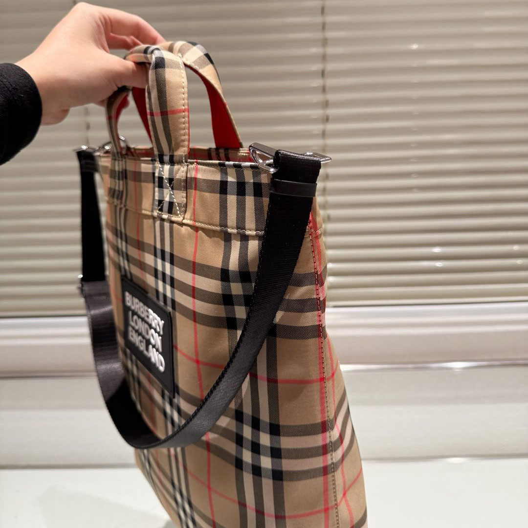 Bur Classic Elegance Tote Bag GDJ250424