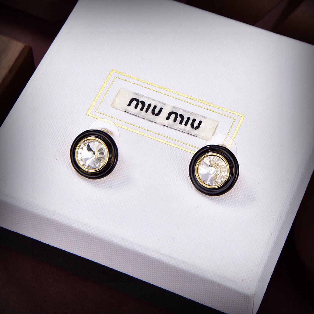 Miu Simple Single Diamond Stud Earrings  YV24060117