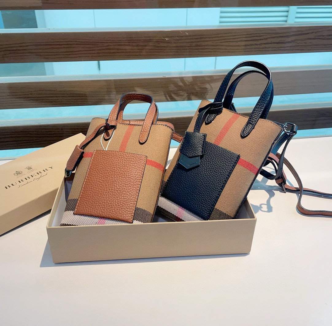 Bur Fashionable Mini Crossbody Bag GDJ250429