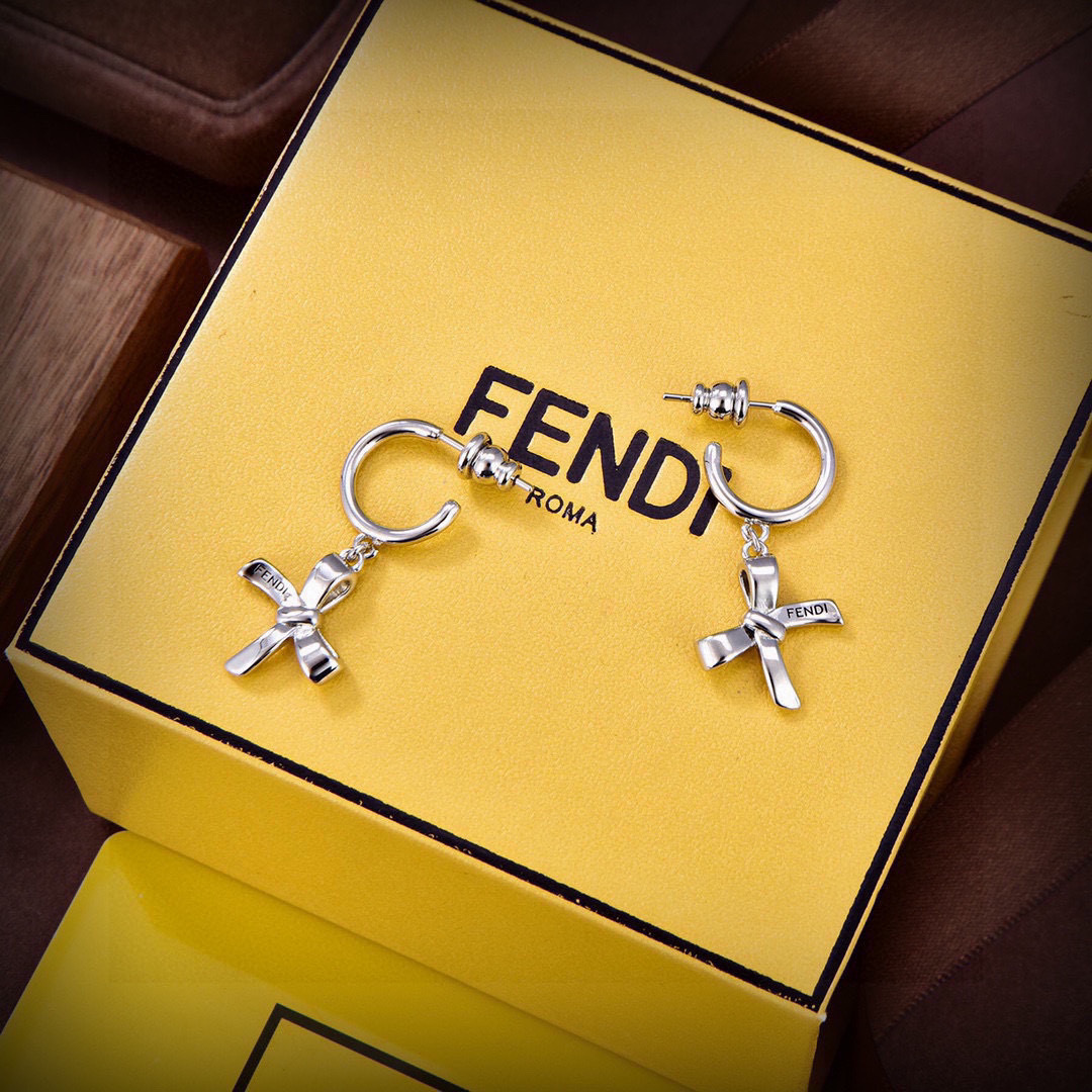 FD  Metal Bow - shaped Logo Earrings YV24060128