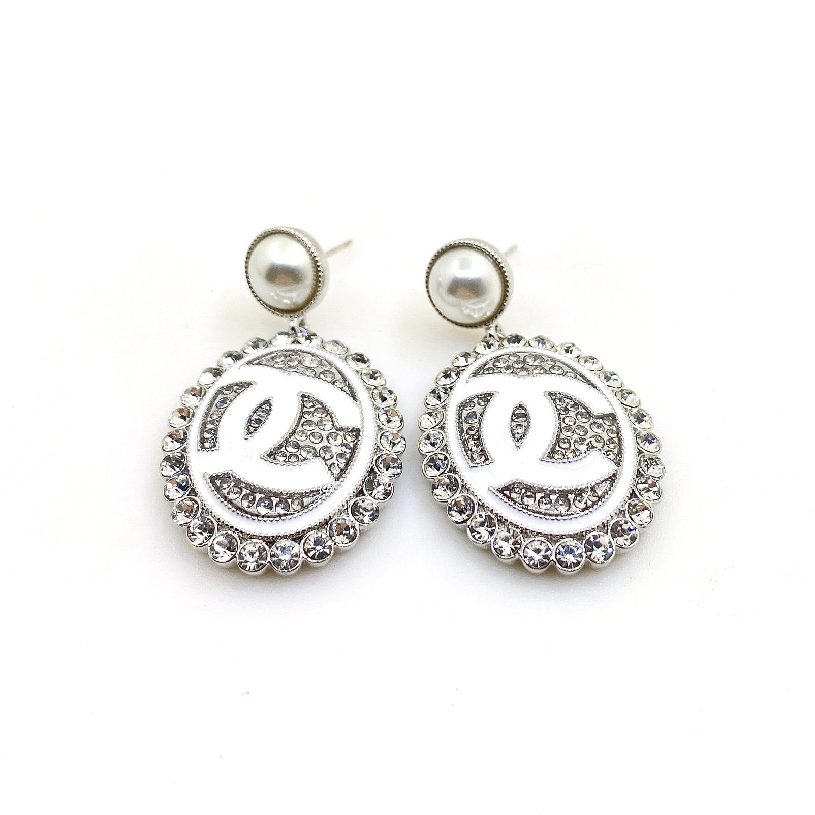 CH White gold oval logo earrings  YV24060113