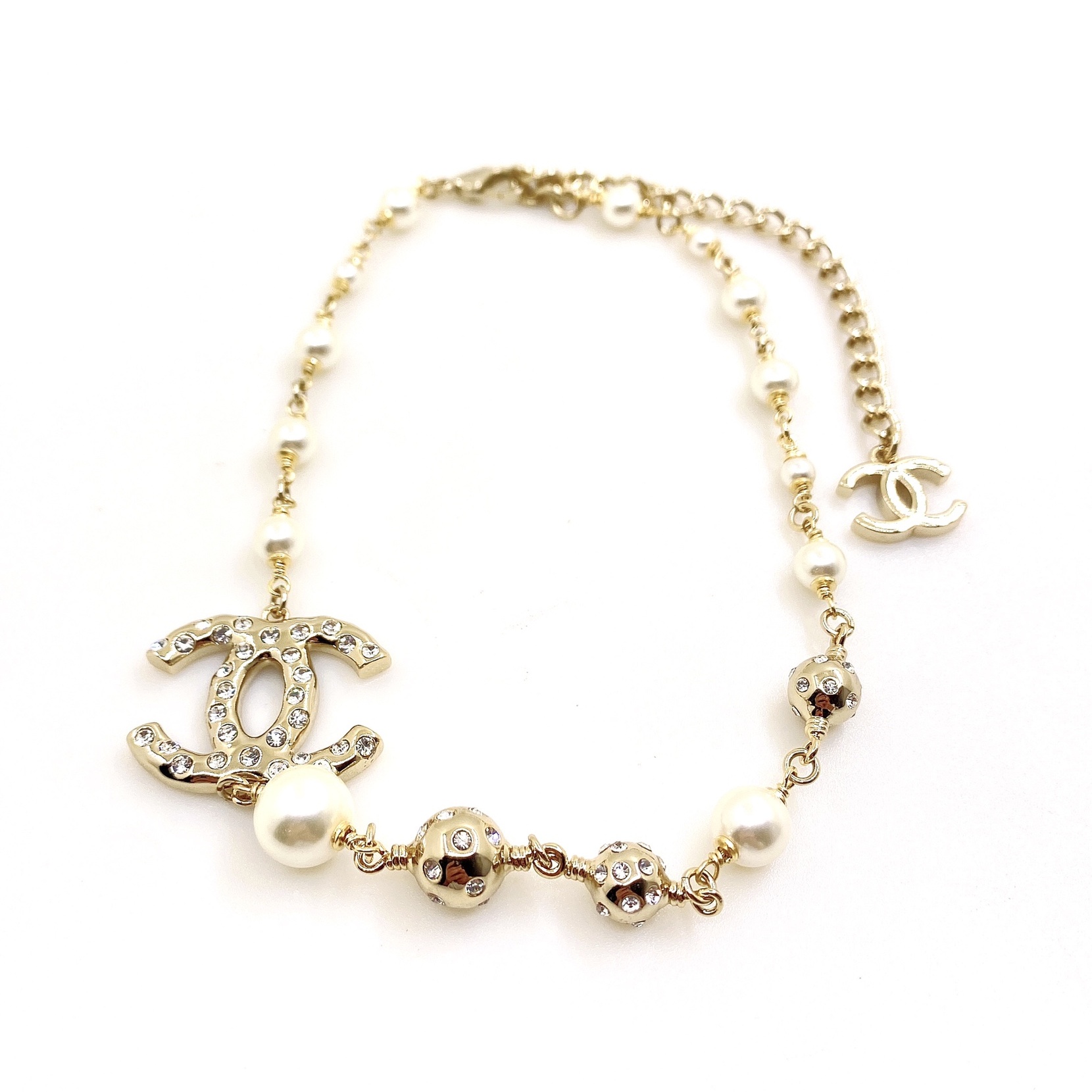 CH  Round Ball Double C Pearl Necklace YV24060202