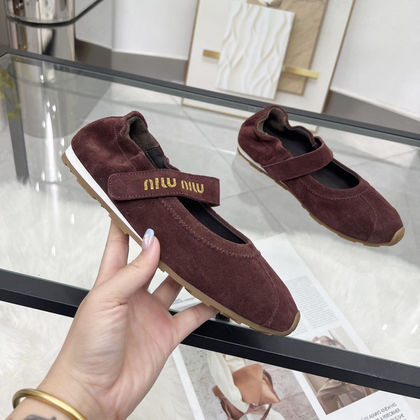 Miu New Velcro Elastic Casual Shoes FH250506