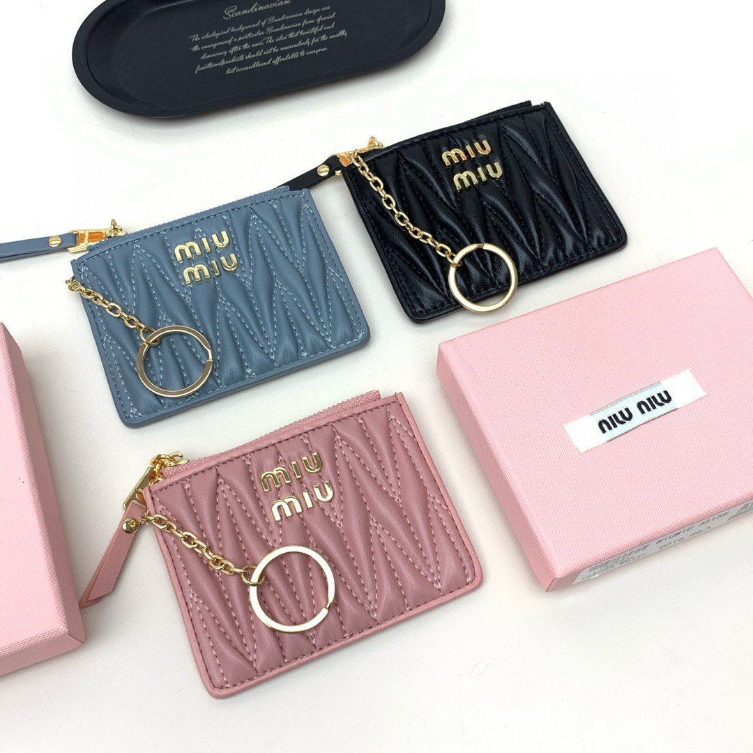 Miu New Cardholder WXR250443