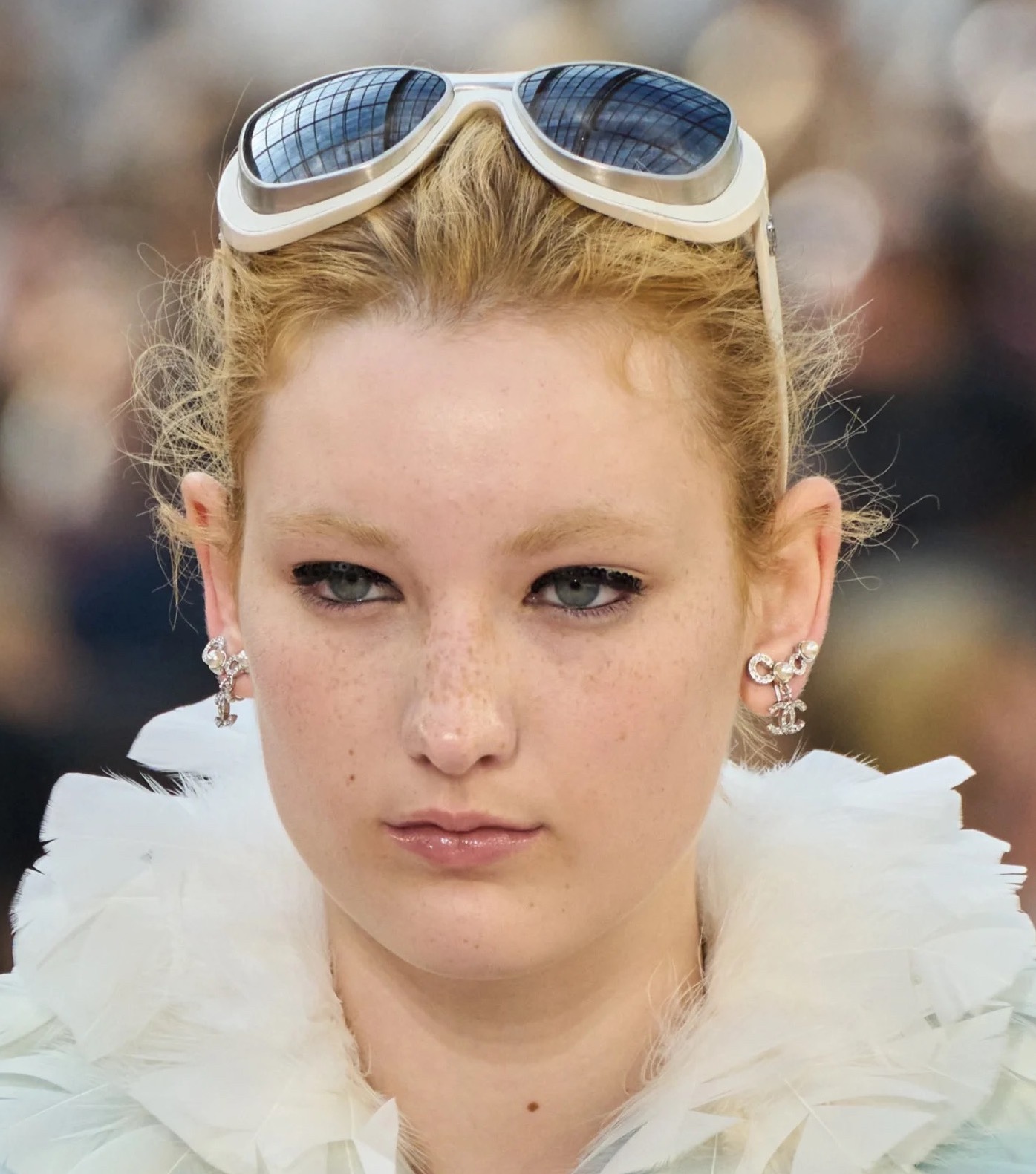 CH 25s show collection CC hanging double-C letter earrings YV24060234