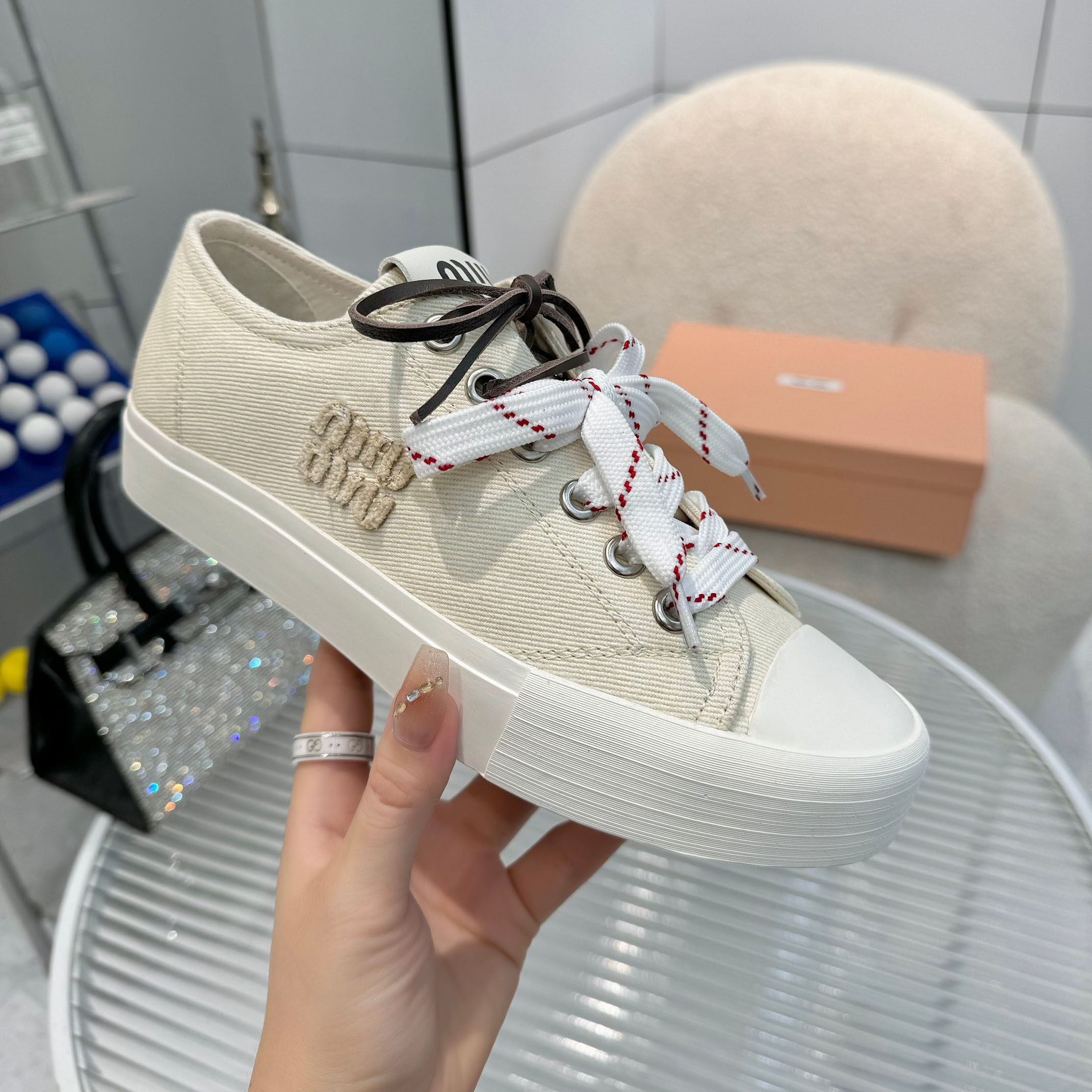 Miu Casual White Sneakers WXR250447