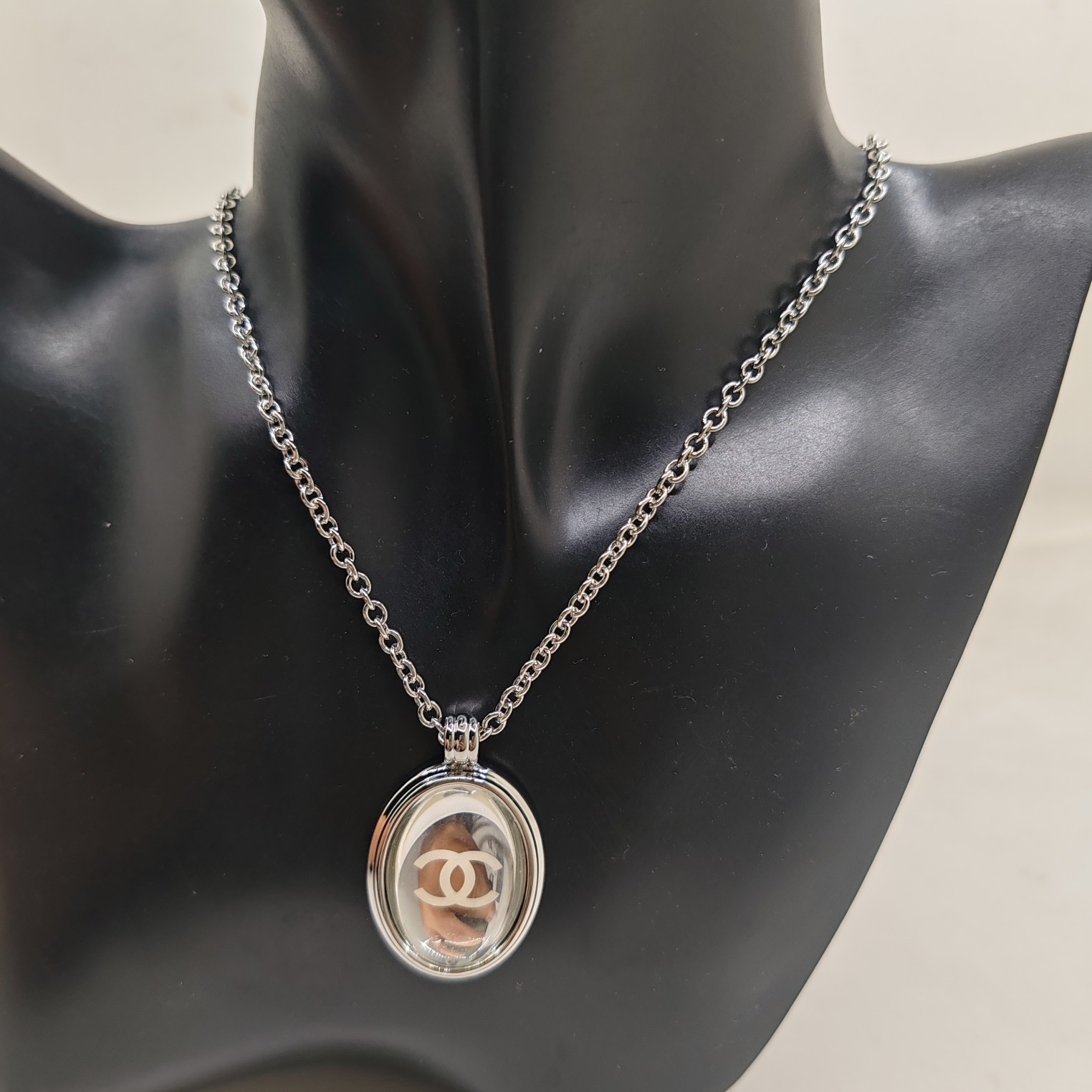 CH Unisex The latest new  white gold transparent oval necklace YV24060210