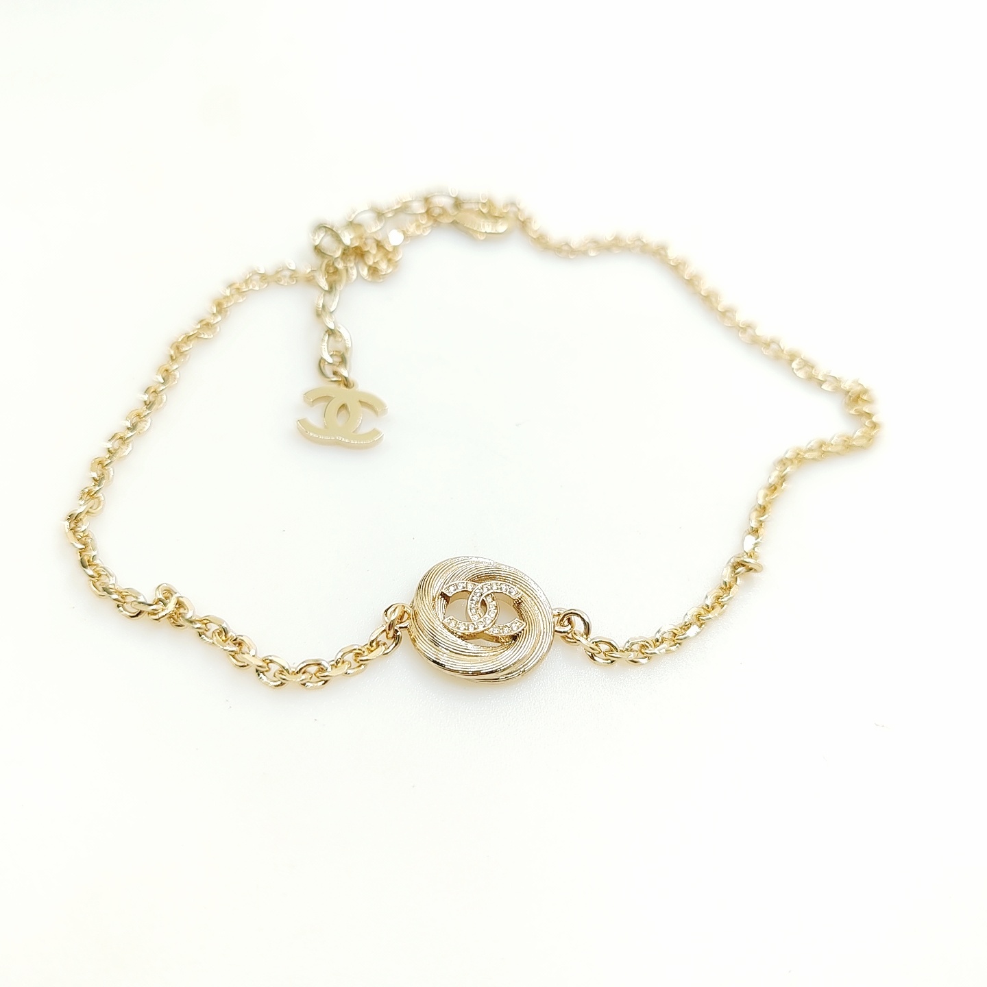 CH  Twisted Gold logo Necklace YV24060216