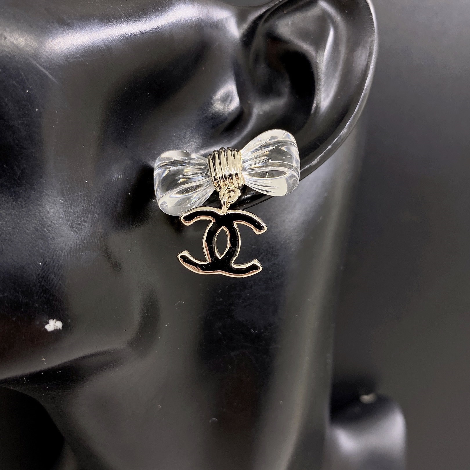 CH Transparent bow - shaped Double C earrings YV24060235