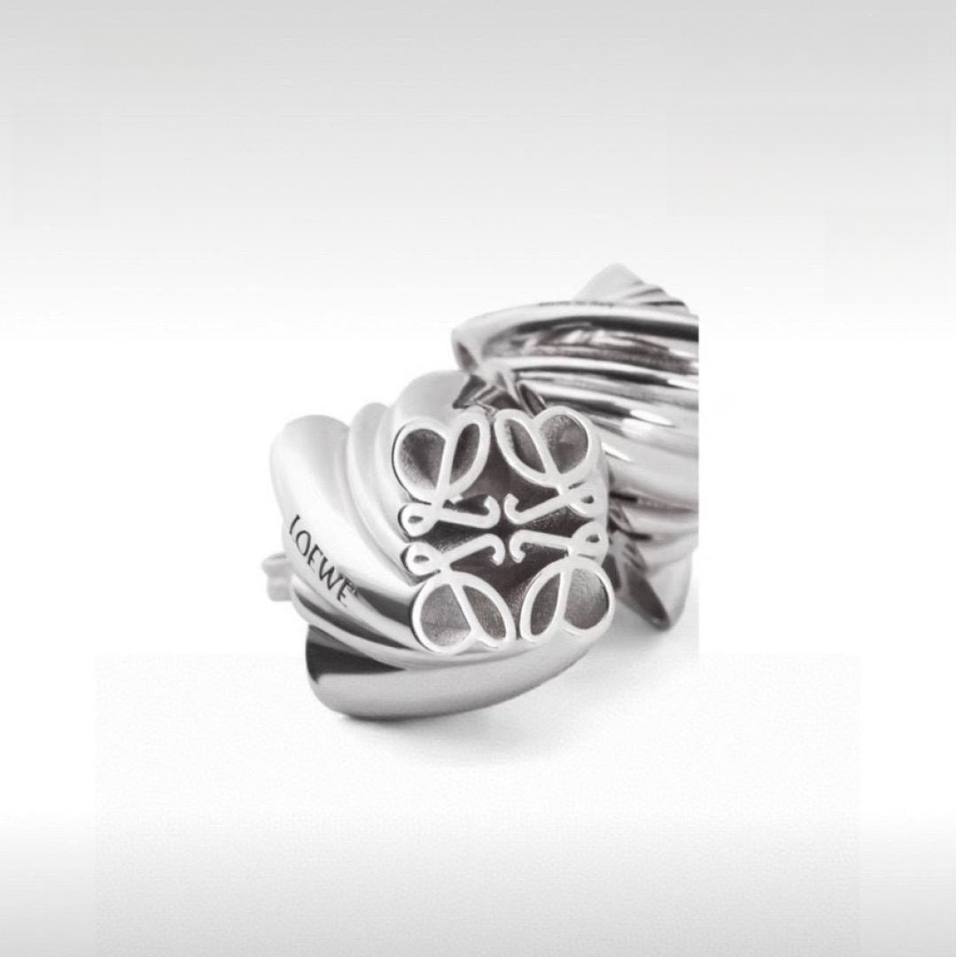 LOE Gold and silver - colored logo - distorted stud earrings YV24060230