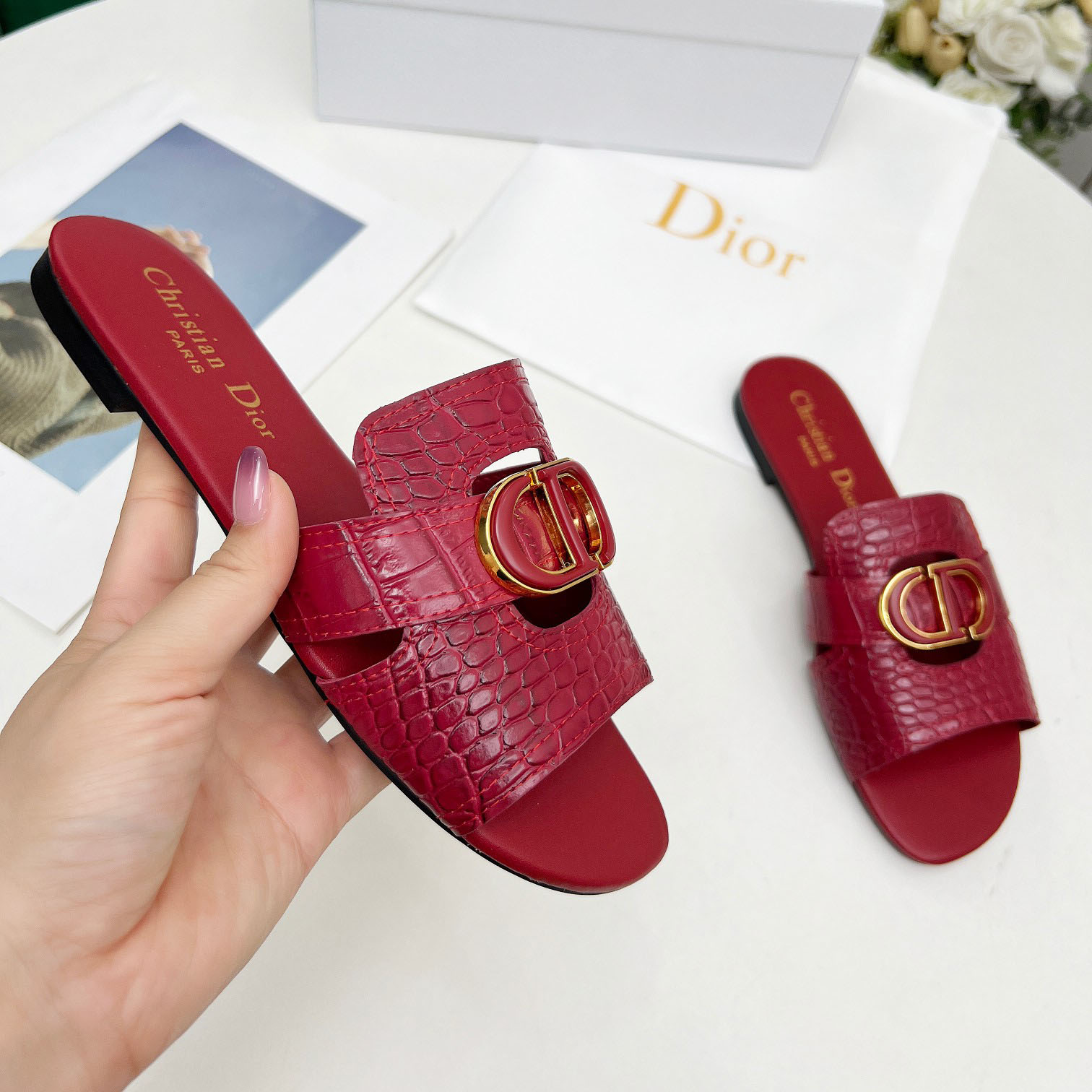 CD New Women's Slide Sandals FH250559