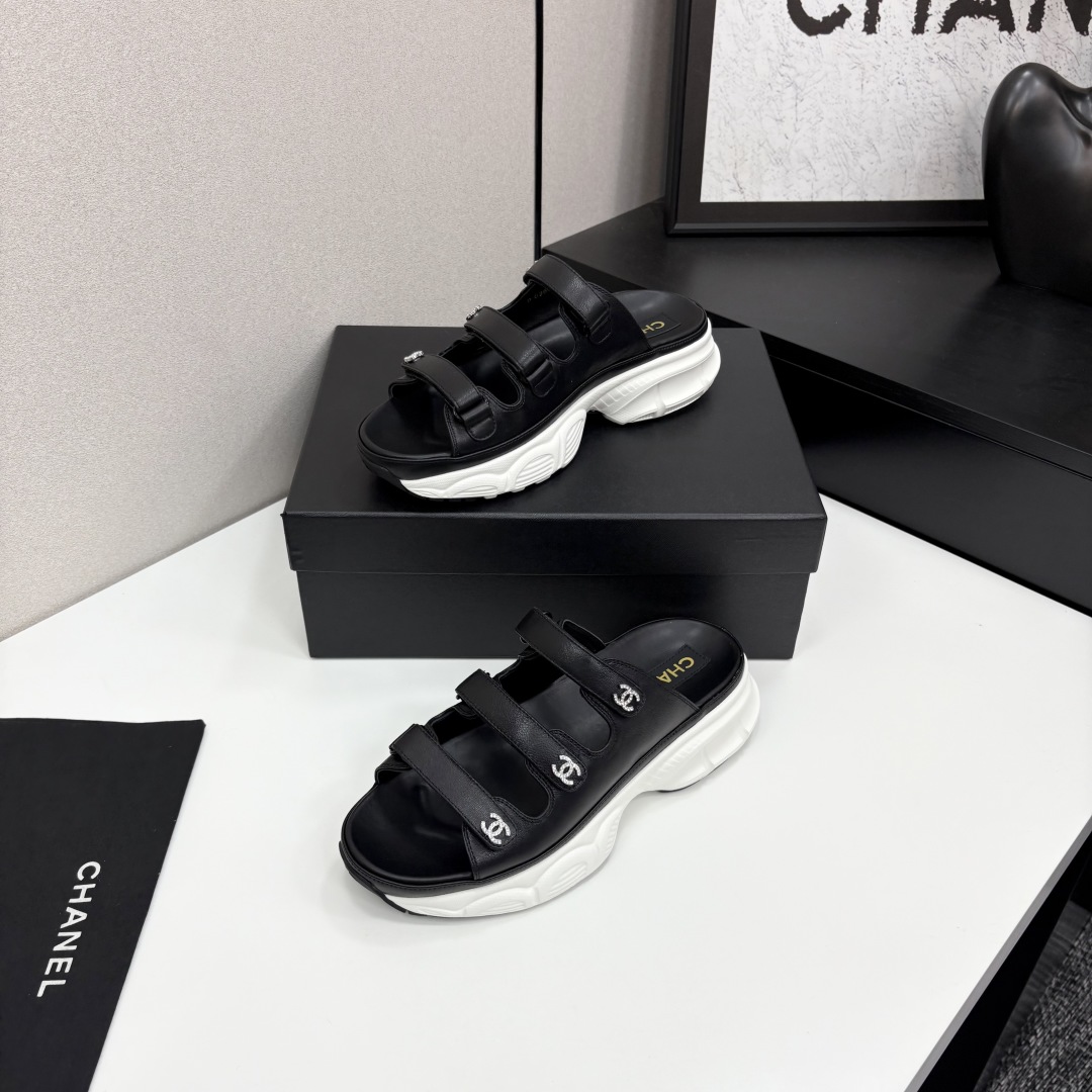 CH 25New Luxury Sandals FH250552