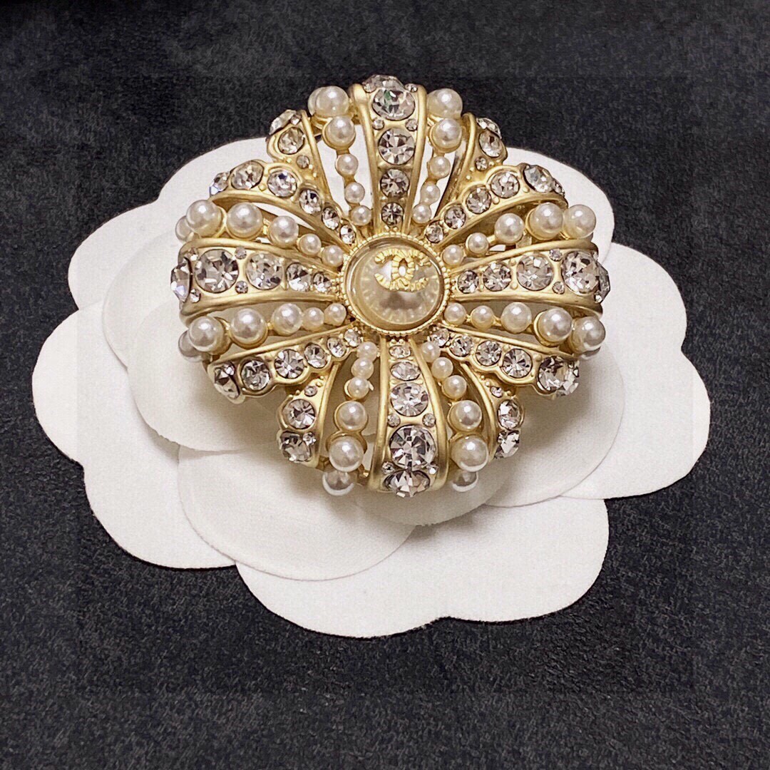 CH Full Diamond Pearl Brooch YV24060302