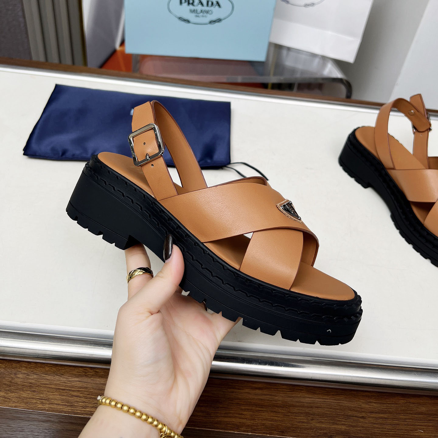 PRA 25New Sandals FH250568