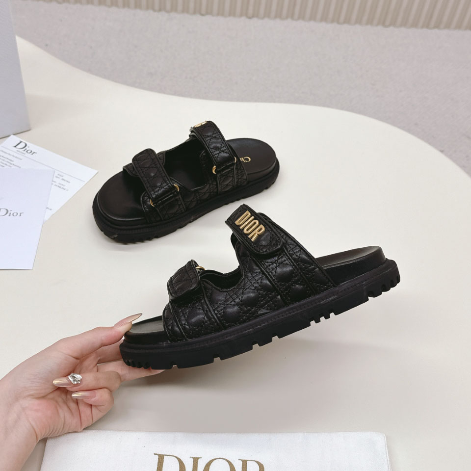 CD Classic Sandals FH250580