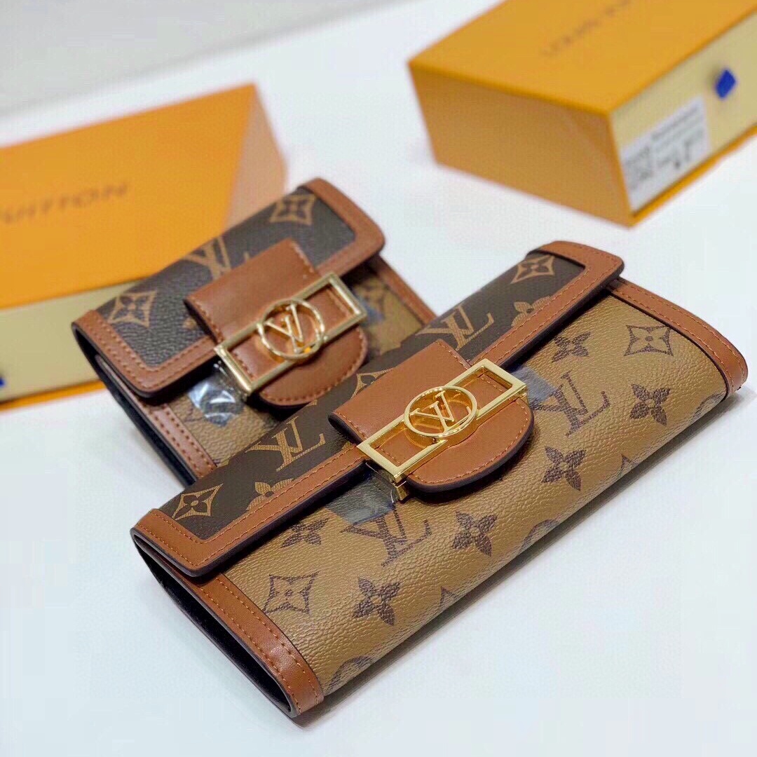 LV Dauphine Monogram Wallet YV24060424