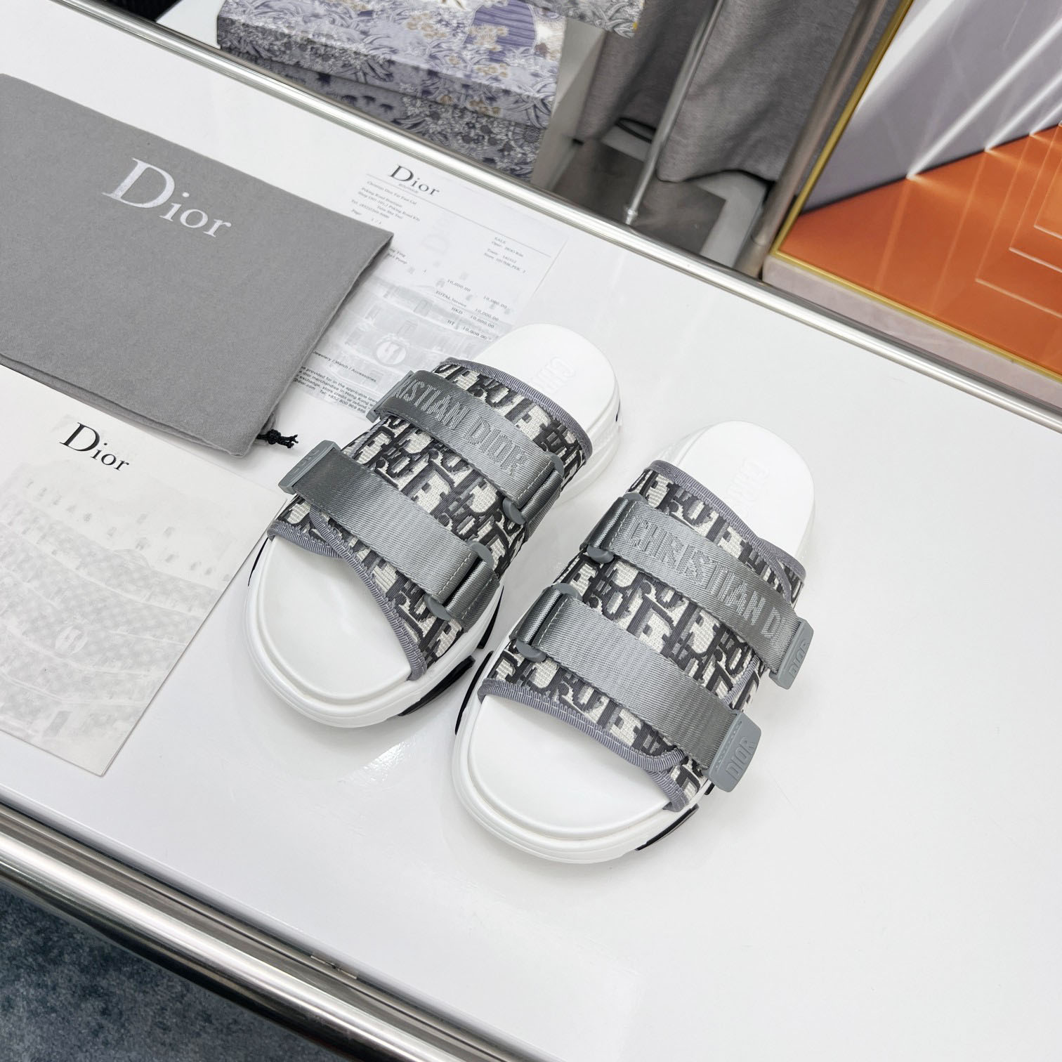 CD Women's Fashion Slippers JJ250501