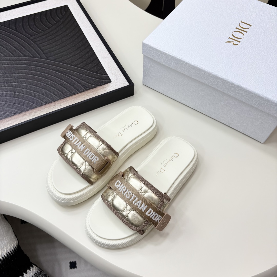 CD 25New Sandals FH250577