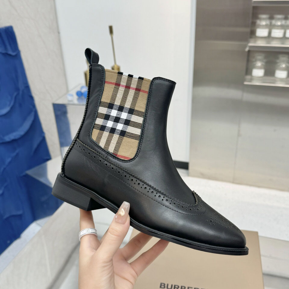 Bur Classic Ankle Boots FH250597