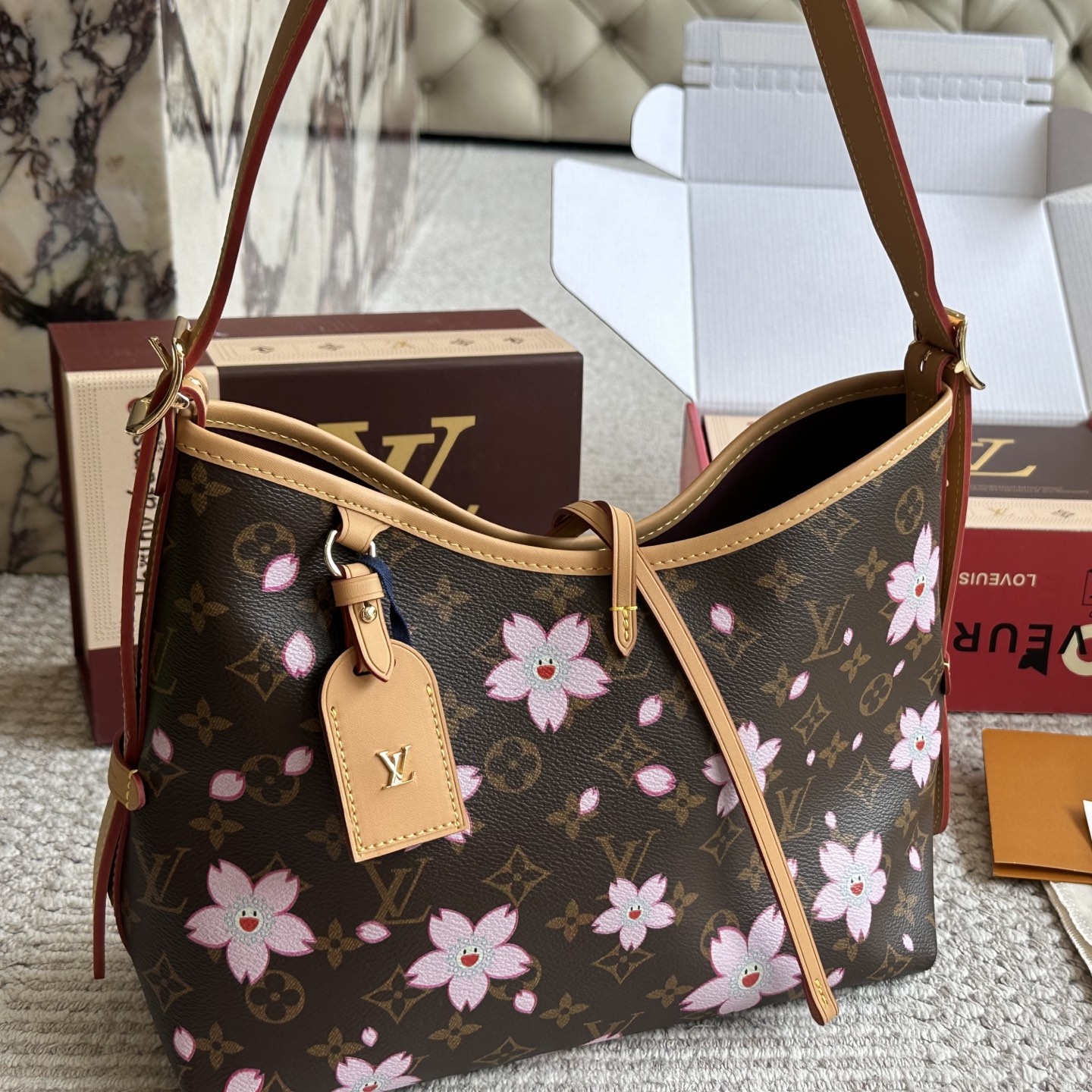LV Collaboration with Takashi Murakami Monogram Cherry Blossom Carryall PM  YV24060411