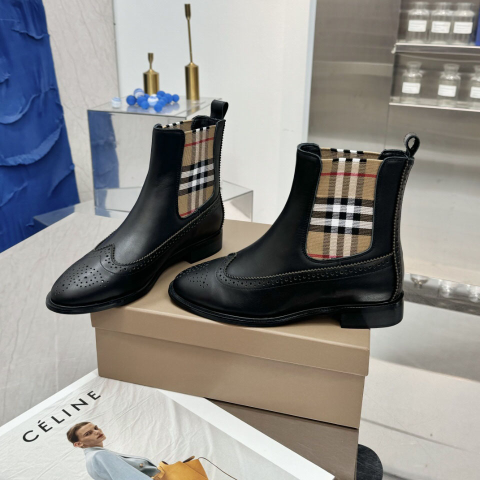 Bur Classic Ankle Boots FH250597