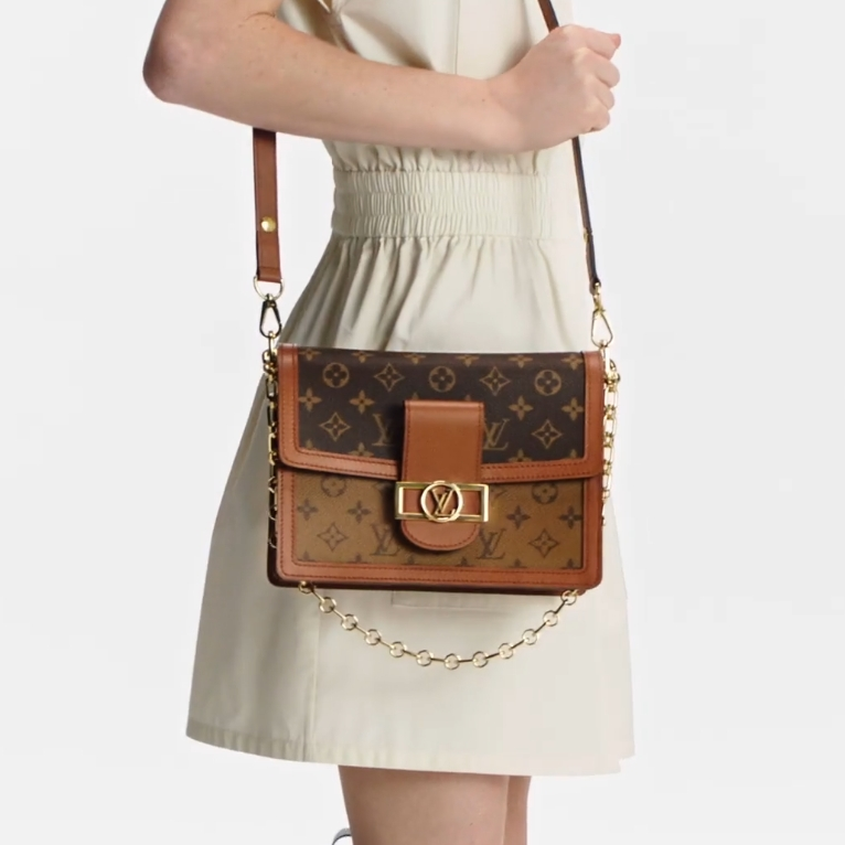 LV  Monogram  Dauphine MM YV24060426