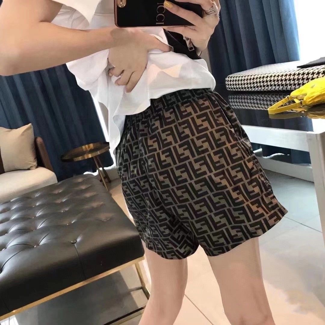 FF Lettering Shorts FZN250510