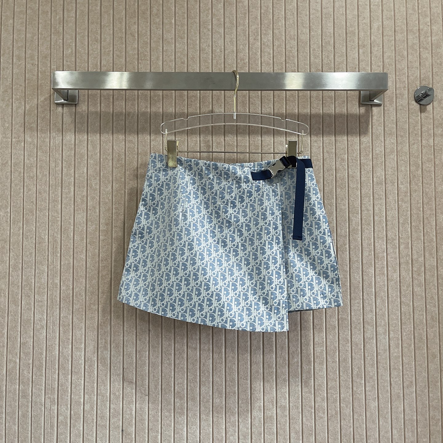 CD New Fashion Shorts FZN250506