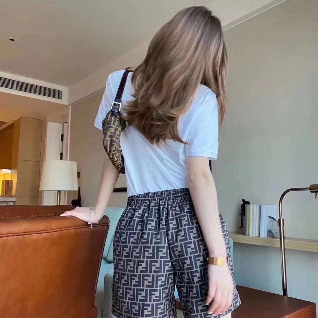 FF Lettering Shorts FZN250510