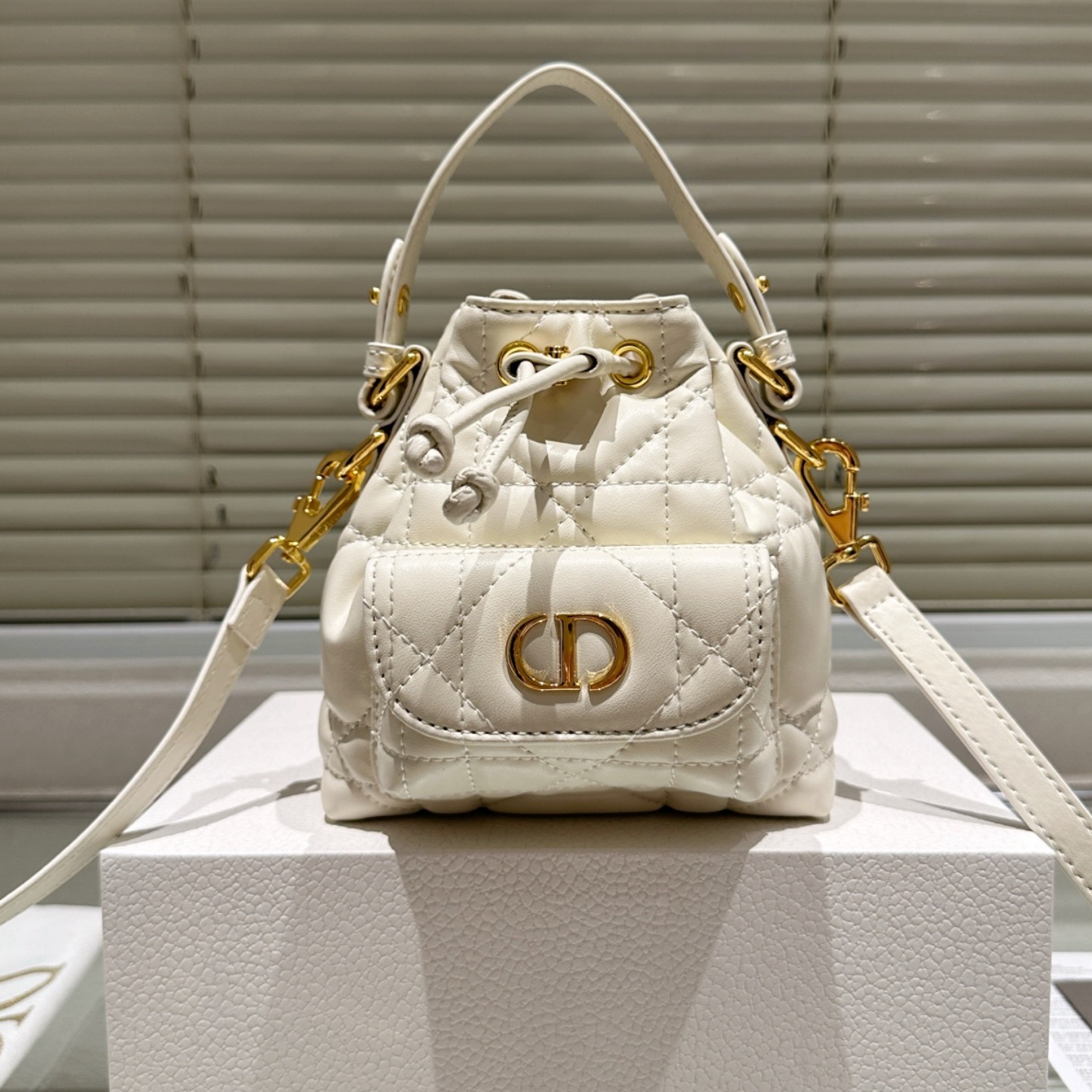 CD Caro Nano Bucket Bag YV24060601