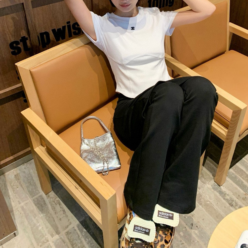 CH Casual Short-Sleeve Tee FZN250540