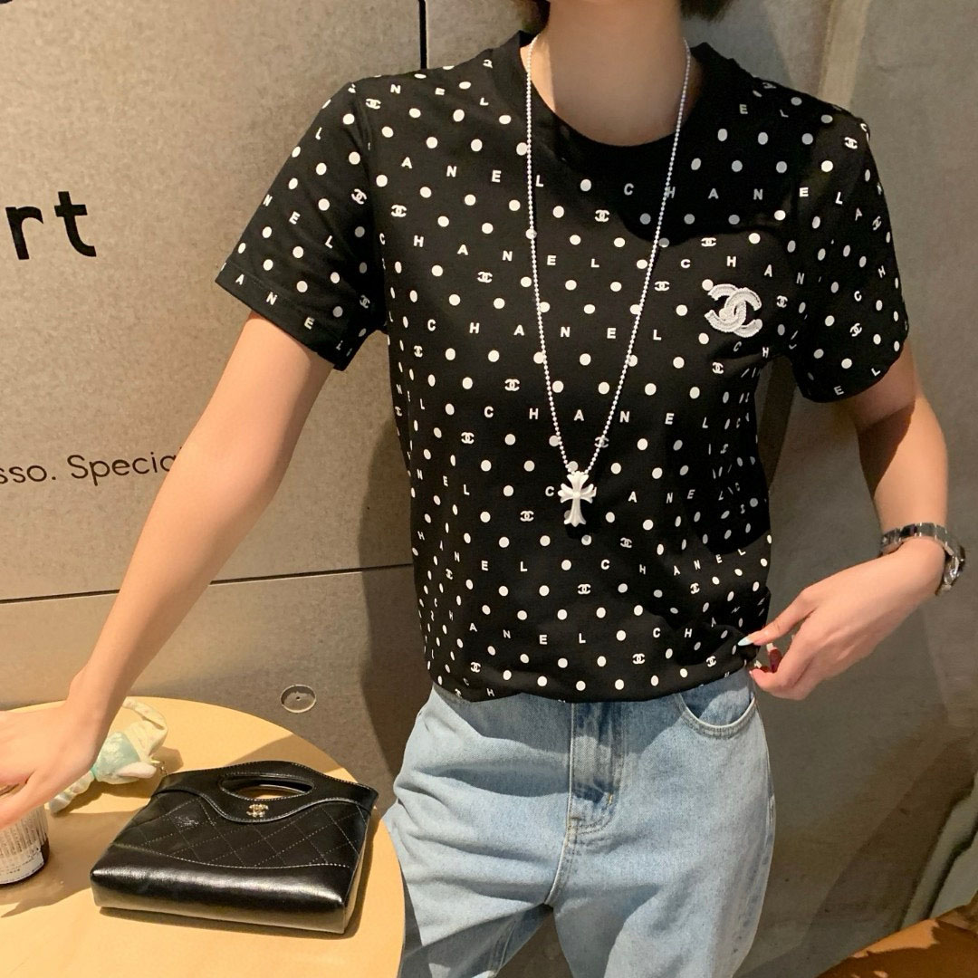 CH Stylish Crewneck Short-Sleeve Tee FZN250539