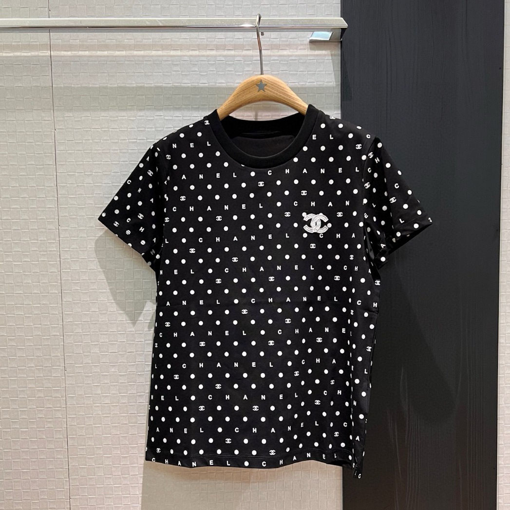 CH Stylish Crewneck Short-Sleeve Tee FZN250539