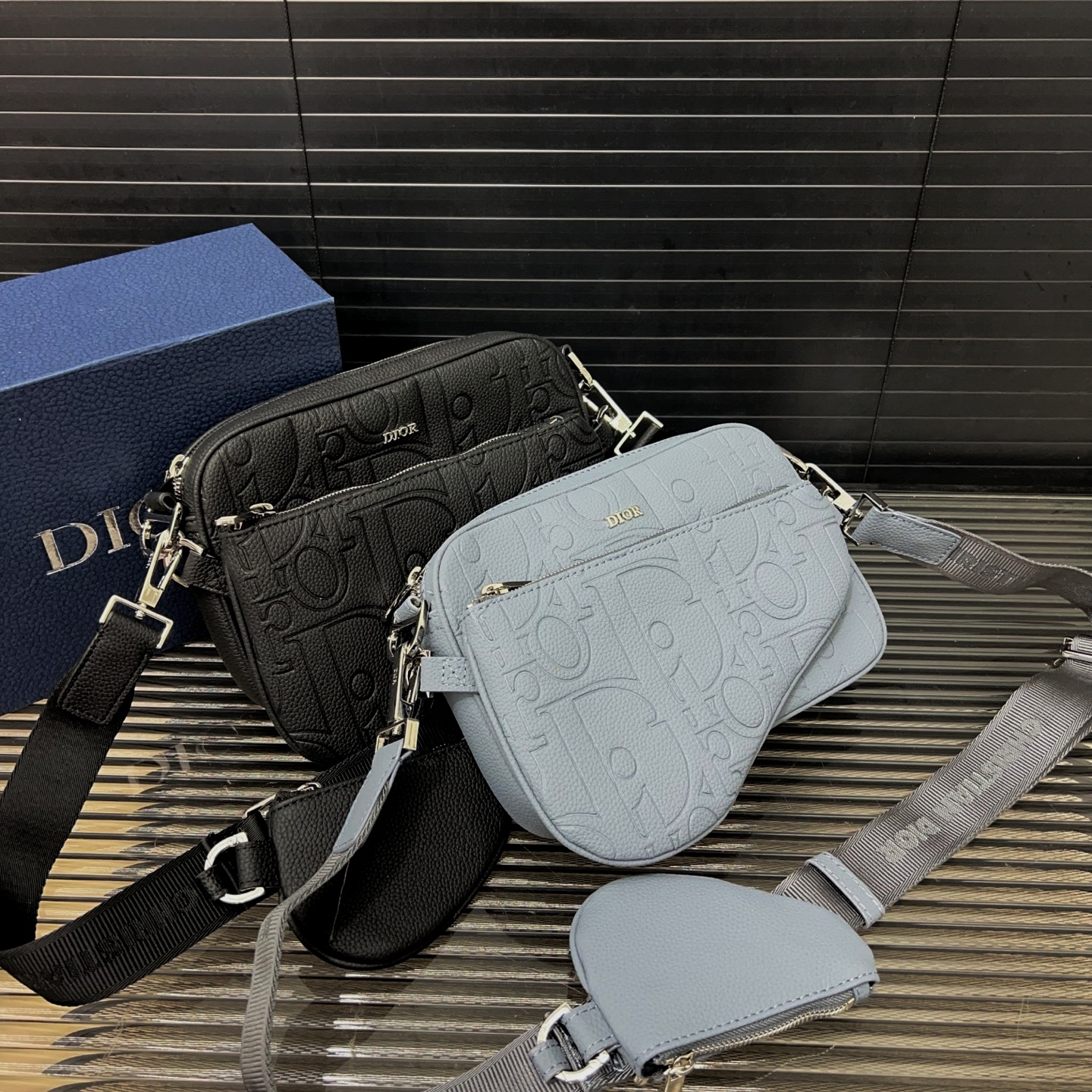 CD Grained Calfskin Saddle Triple Pouch Bag YV24061211