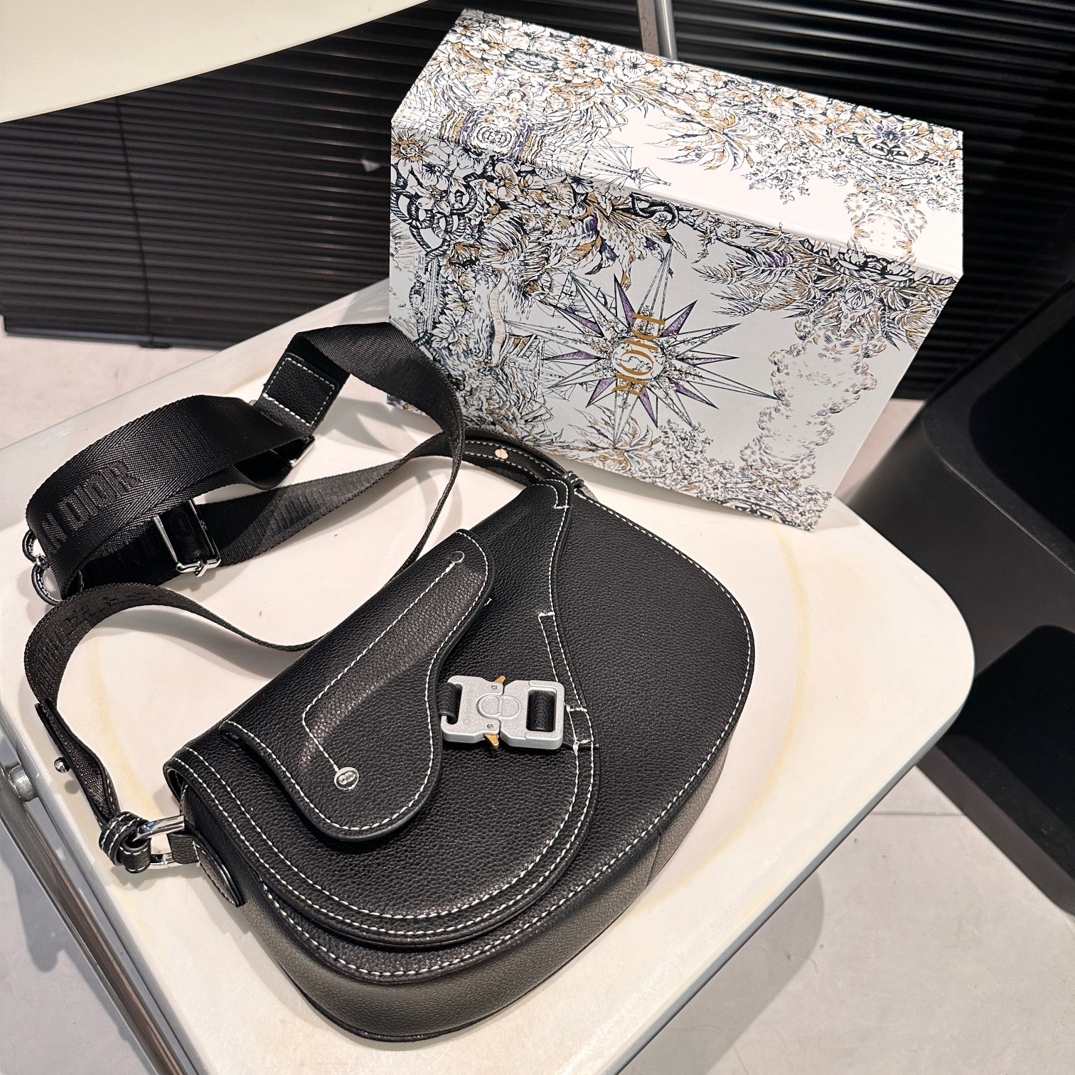 CD  Black Grained Calfskin Saddle Messenger Bag YV24061212