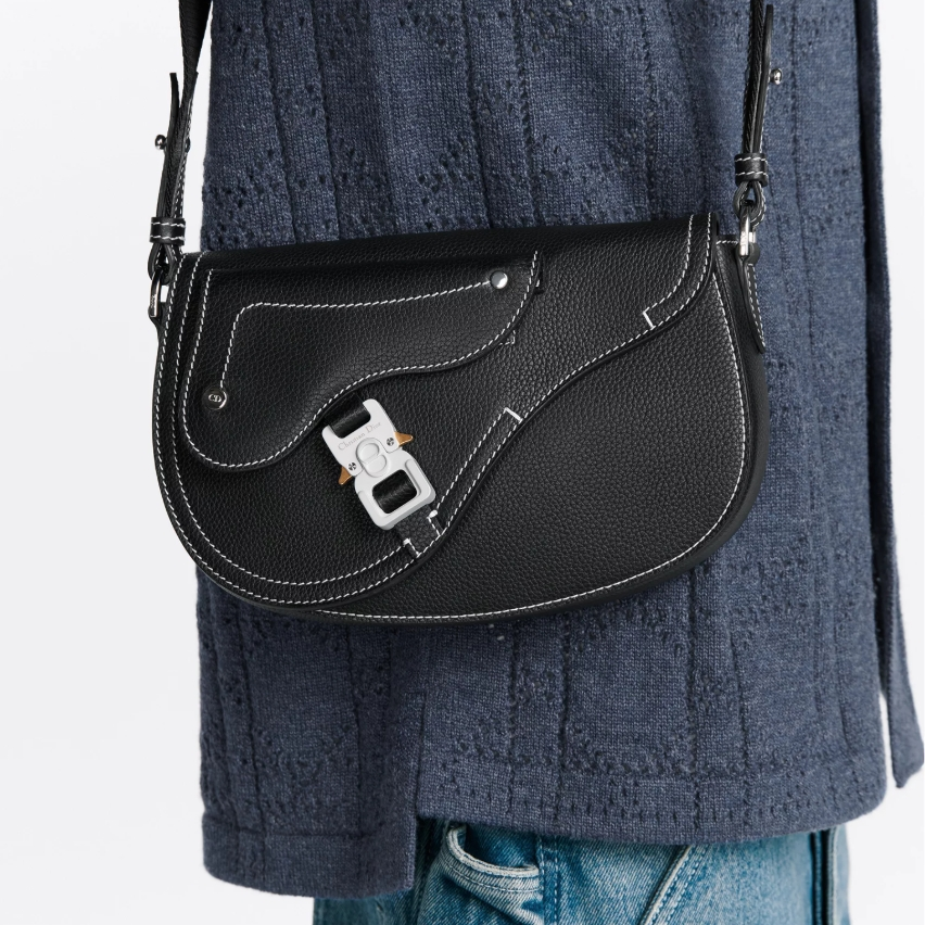 CD  Black Grained Calfskin Saddle Messenger Bag YV24061212