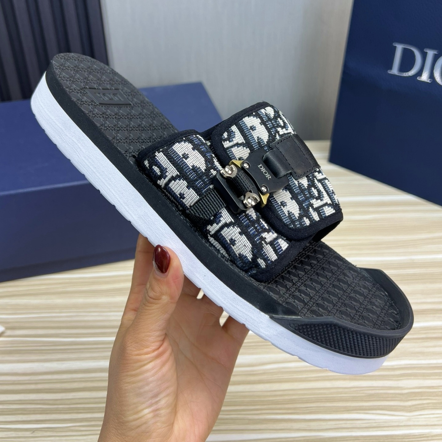 CD Men's Leather Monogram Slippers YV24061315