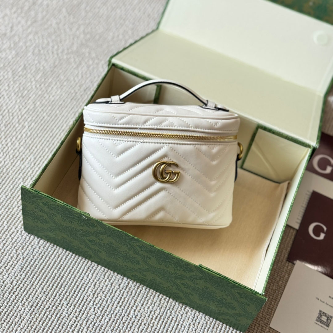 GG Marmont Makeup Pouch BV2506118