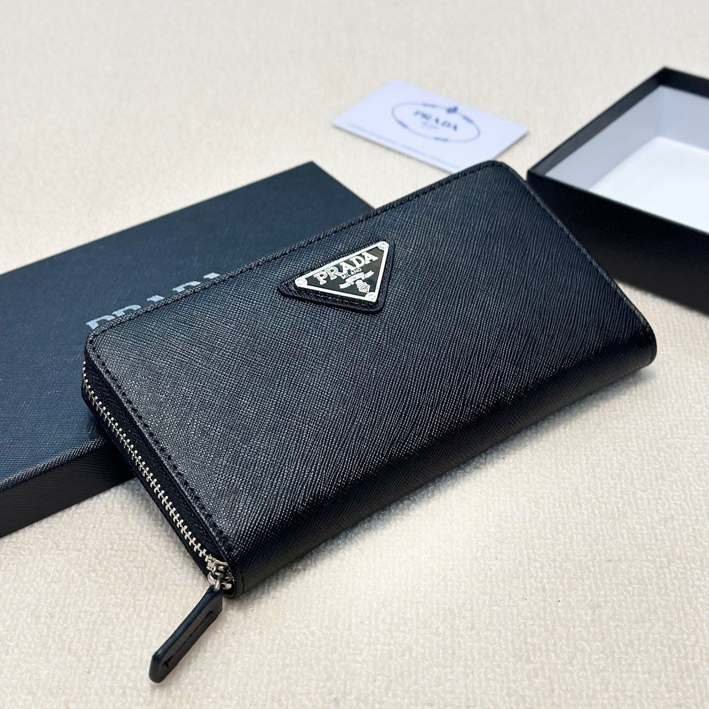 PRA Classic Triangle Micro Logo Long Wallet Ev25061001