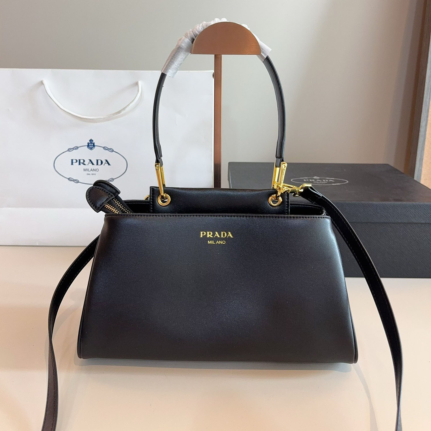 PRA Hobo Shoulder Bag Ev25061002