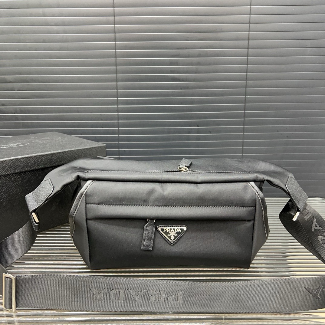 PRA Nylon Chest Bag Ev25061009