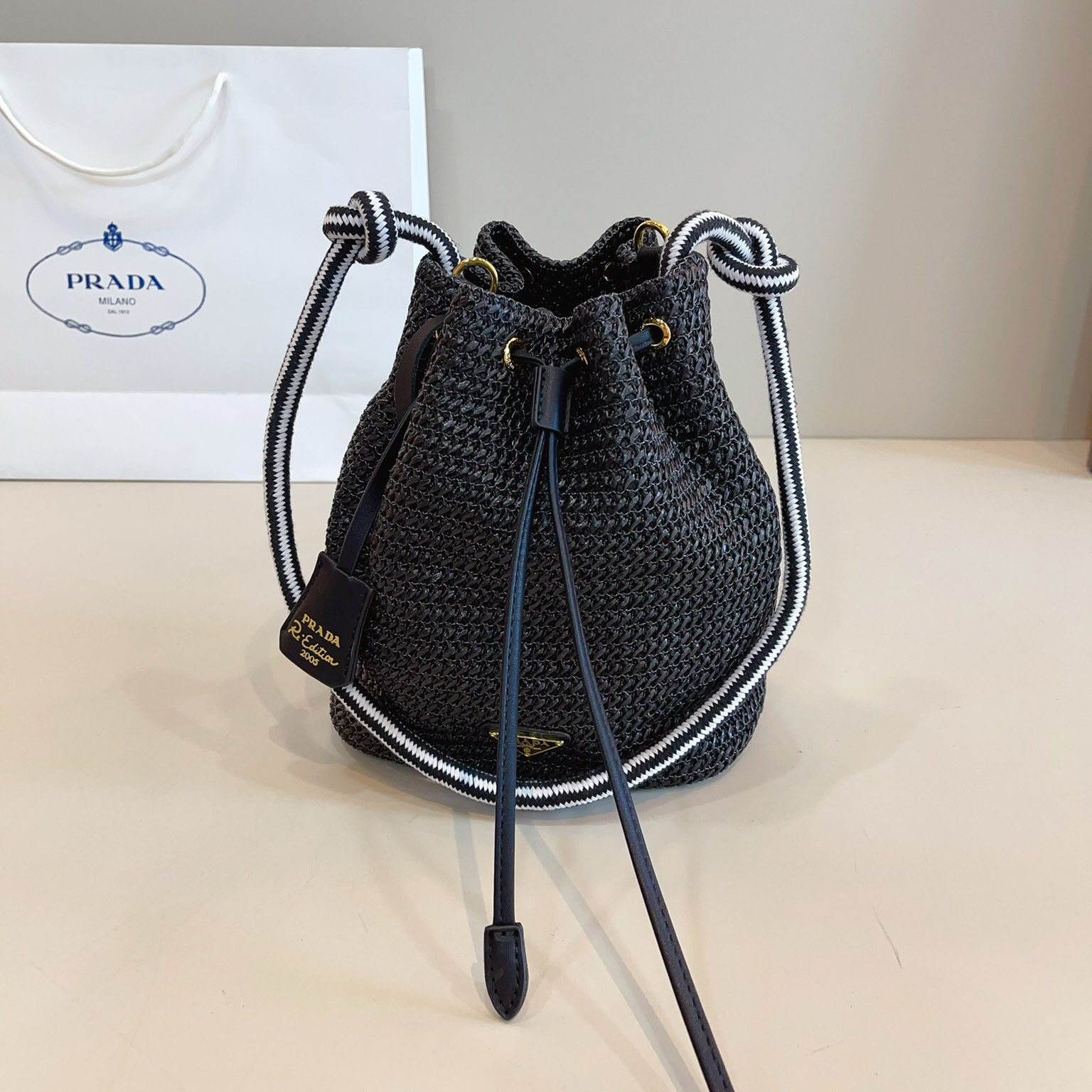 PRA Bucket Bag Ev25061016